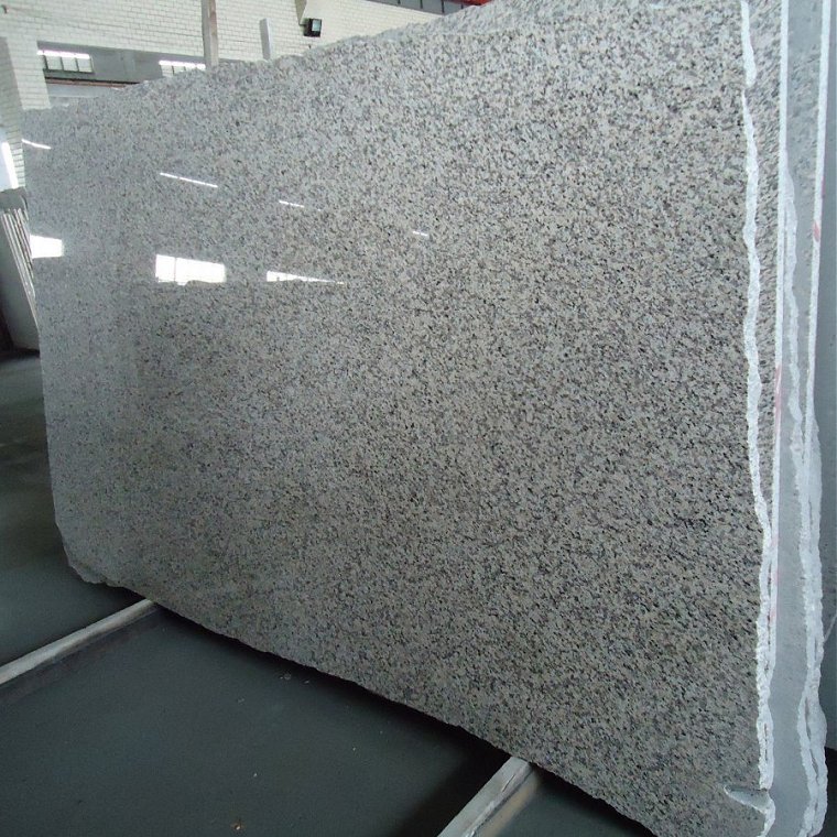 GW002 Tiger White Granite Slabs