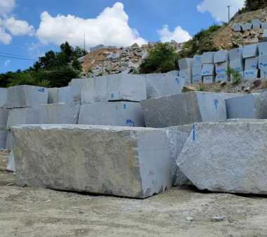 Granite Blocks in quarry Vietnam
